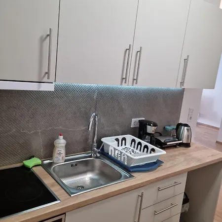New House In Pireas Port Apartment *